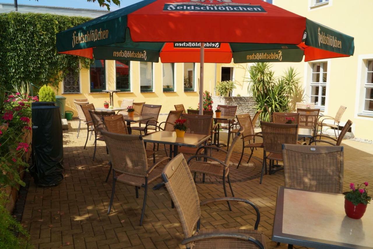 Ferienwohnungen Im Gasthaus Zur Gruenen Wiese زبنيتس المظهر الخارجي الصورة